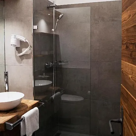 Almwirt Hotel Haar (Munich)