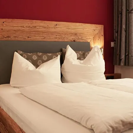 Hotel Almwirt Haar (Munich)