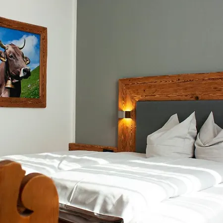 Hotel Almwirt 3*