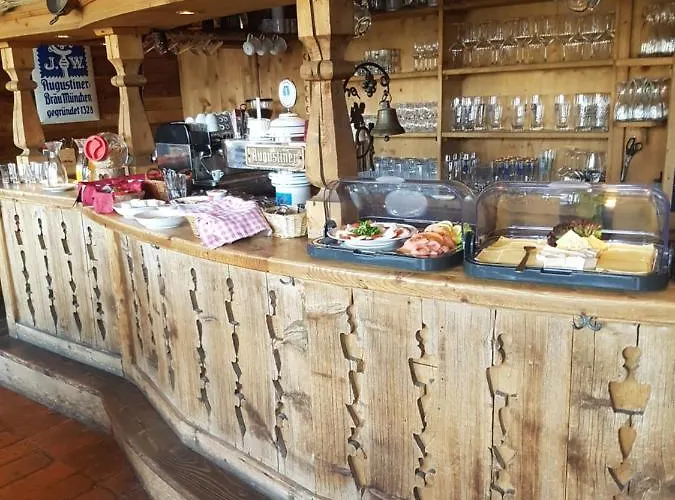 Hotel Almwirt