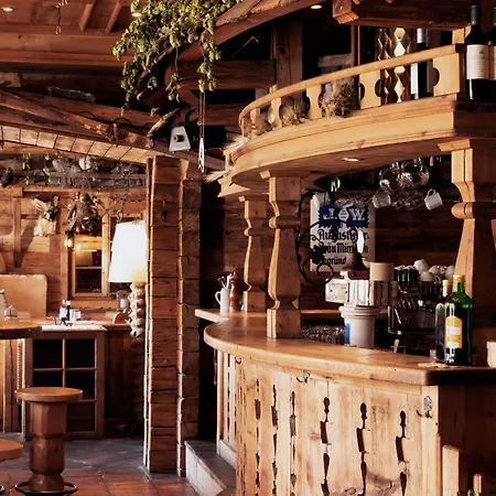 酒店 阿尔姆维尔特酒店 哈尔