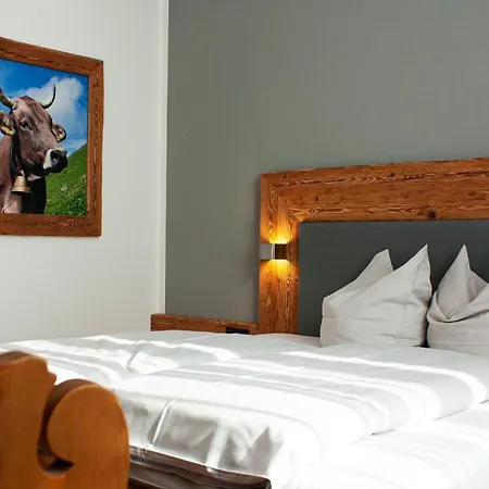 Almwirt Hotel