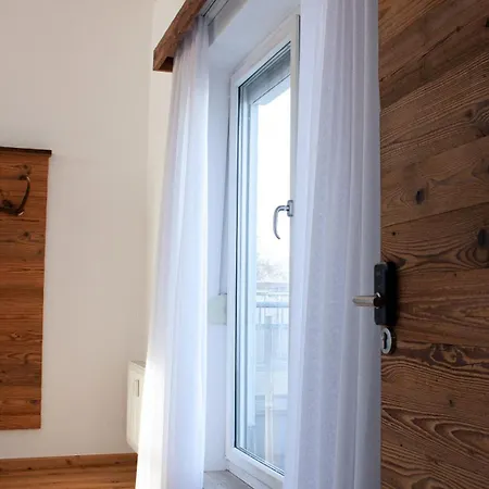 阿尔姆维尔特酒店 酒店