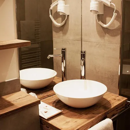 Almwirt Hotel Haar (Munich)