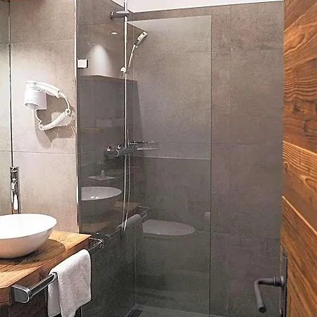 Almwirt Hotel 3*