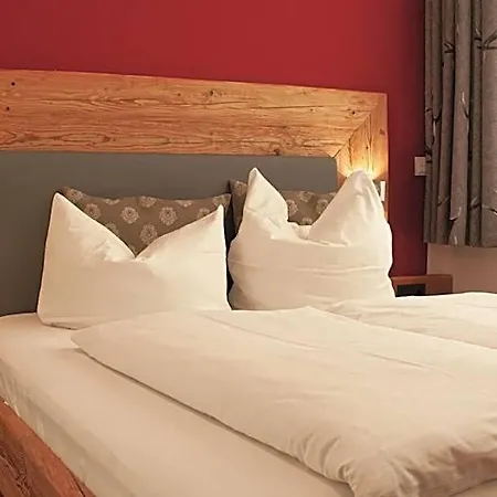 Almwirt Hotel