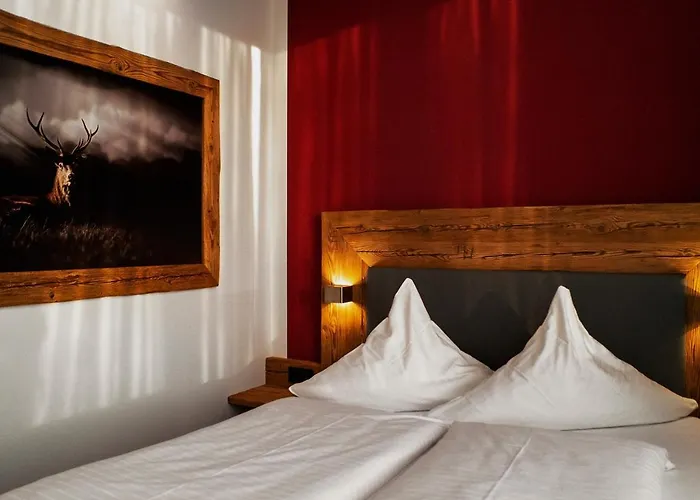Almwirt Hotel Haar (Munich)