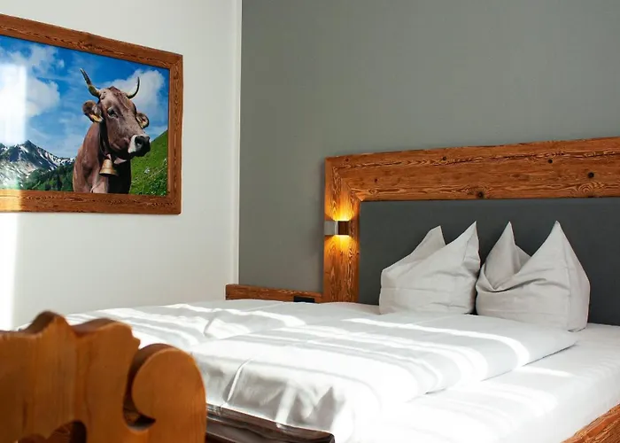 Almwirt Hotel